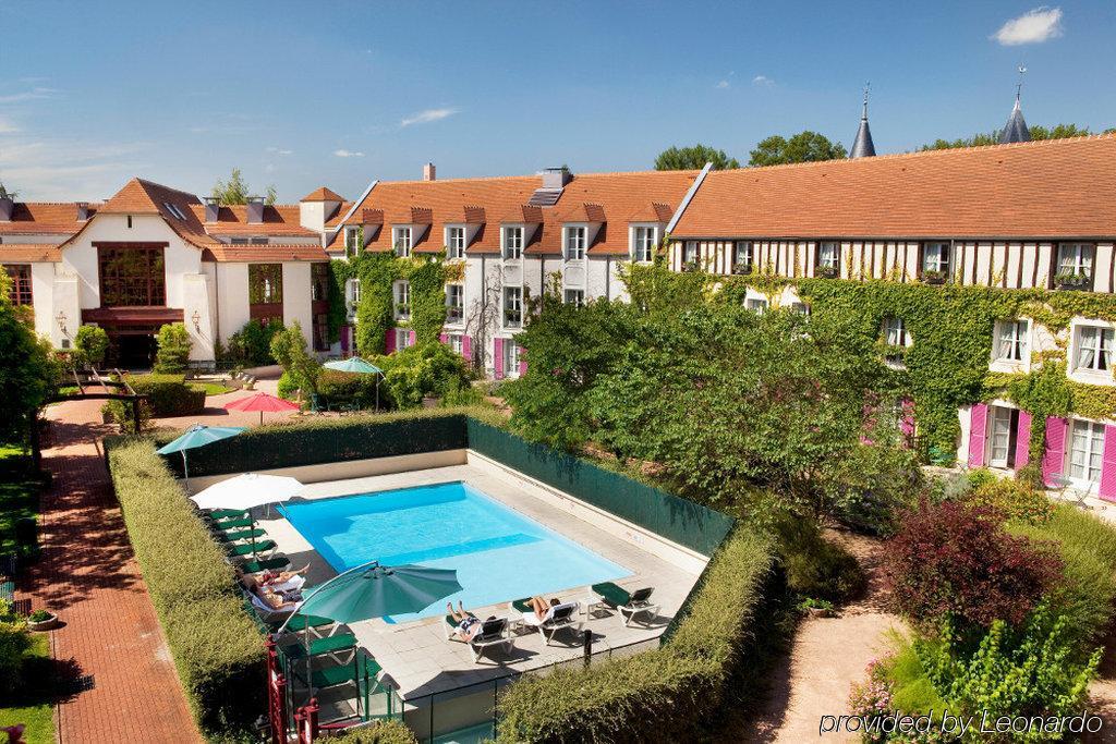 Le Manoir De 4* Gressy