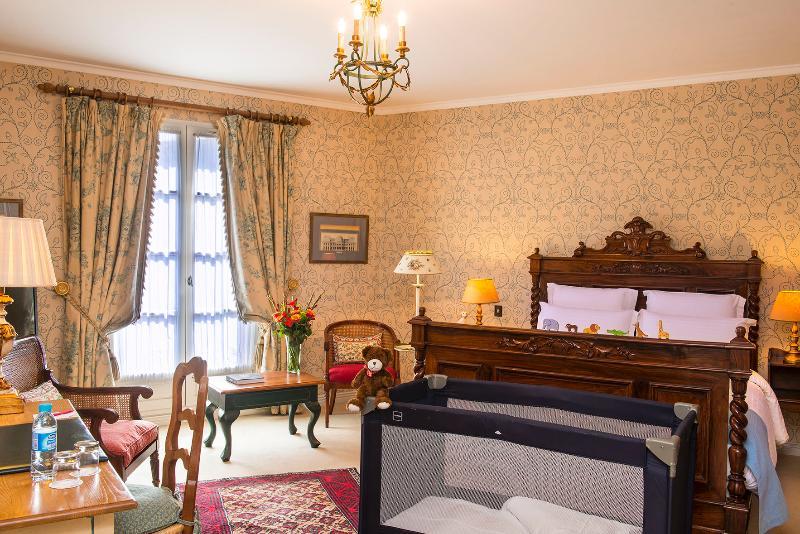 Le Manoir De Hotel