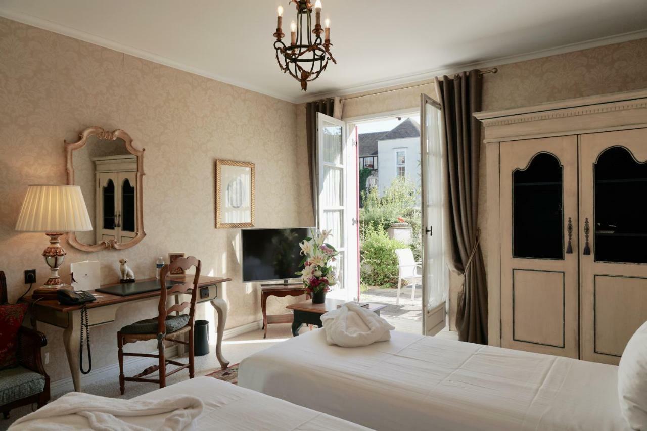 Le Manoir De Hotel Gressy