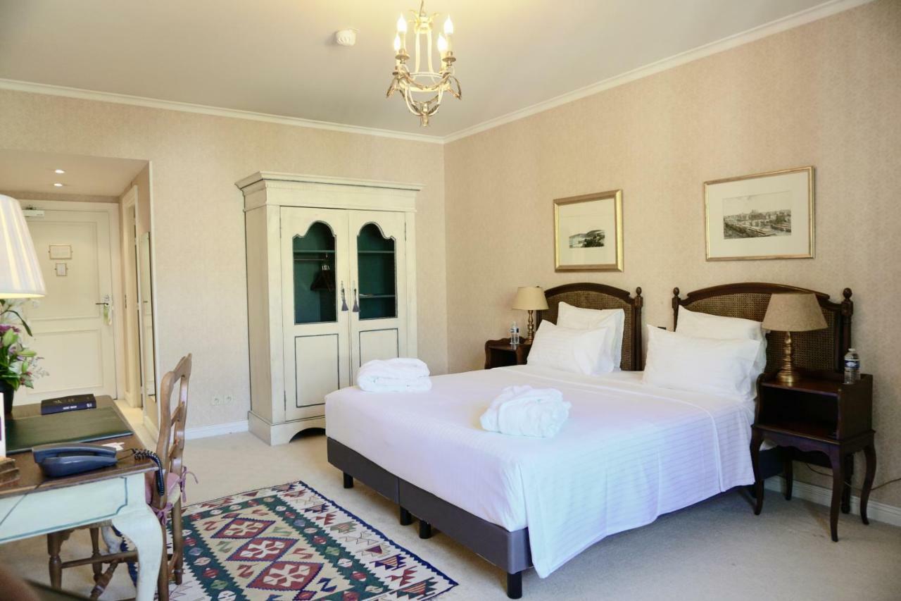 Le Manoir De Hotel 4*